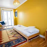 Bed & Breakfast Vago Alcantara Lissabon