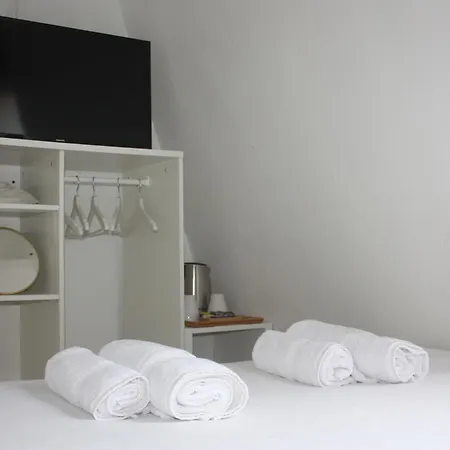 Vago Alcantara Bed and breakfast