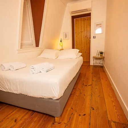 Oda ve Kahvaltı Vago Alcantara 3*