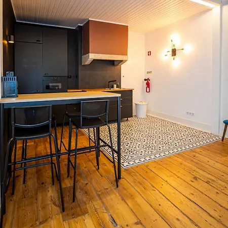 Vago Alcantara Lisboa
